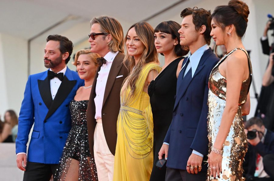 The cast of Don’t Worry Darling on the red carpet.