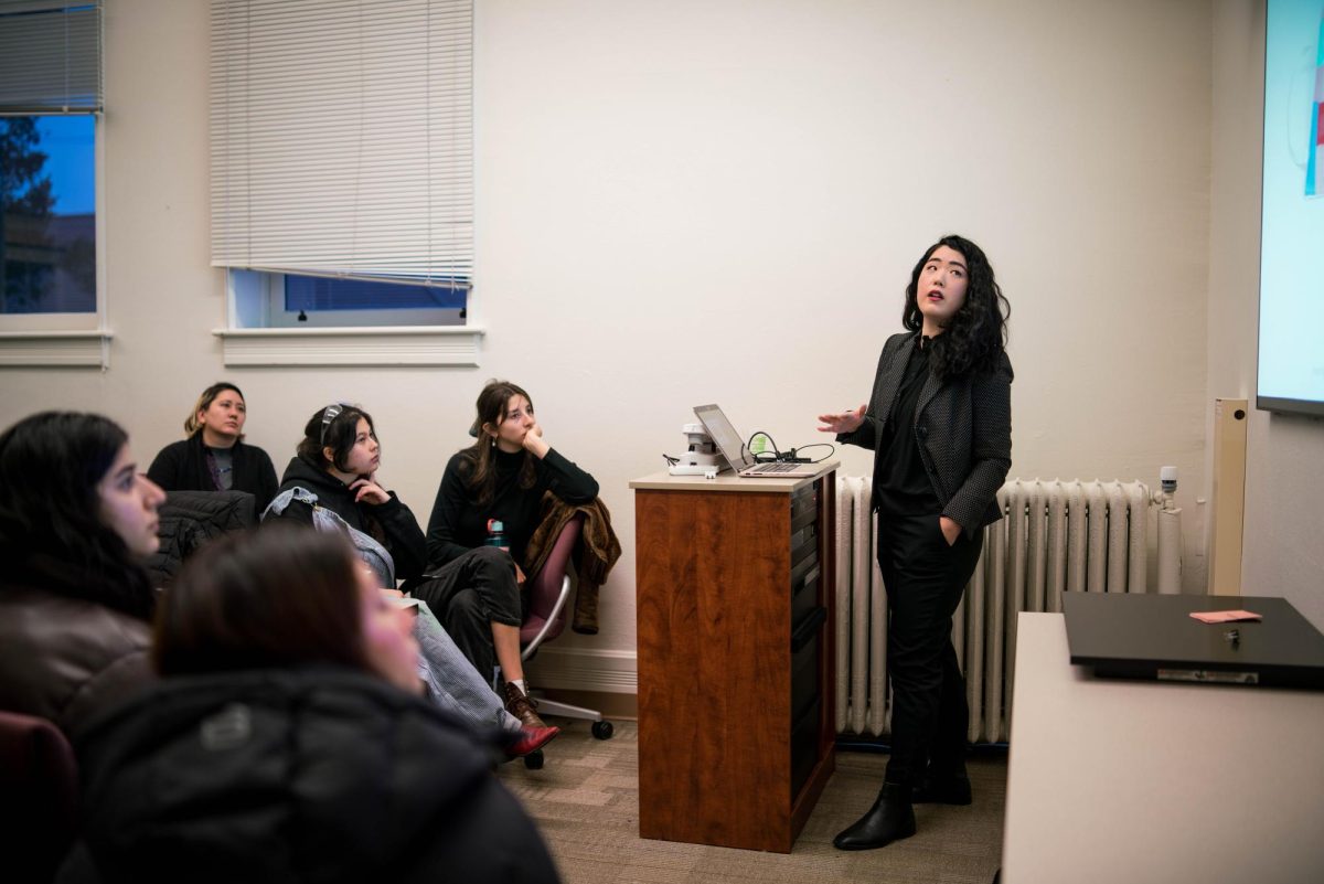 Julia Kwon led a quilting workshop on Dec. 1.